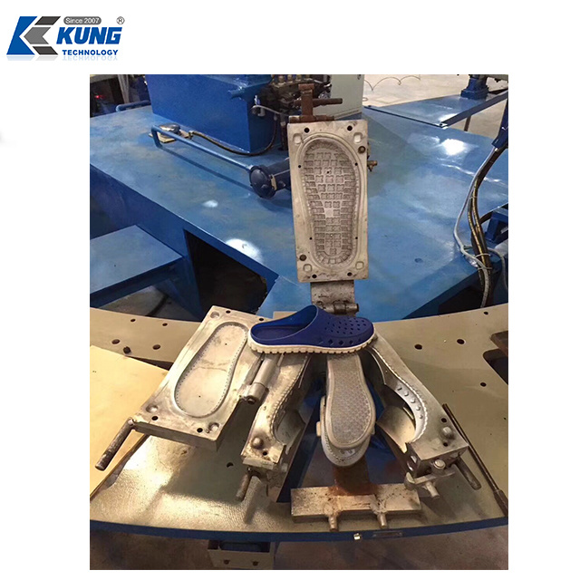 เครื่องทำพื้นรองเท้า TPR รองเท้าแตะ, เครื่องฉีดเป่าลม PVC แบบโรตารี่ 2