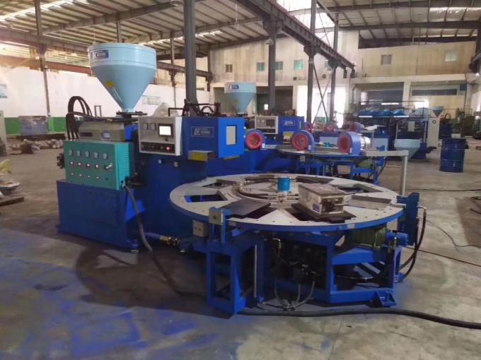 เครื่องฉีดขึ้นรูปรองเท้า PVC 6 สถานีหลากสีอัตโนมัติ 7